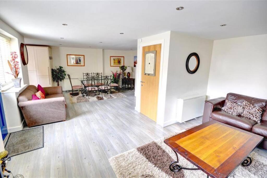 Apartment Gabriel's - Beautiful Nestled In The Old Town *